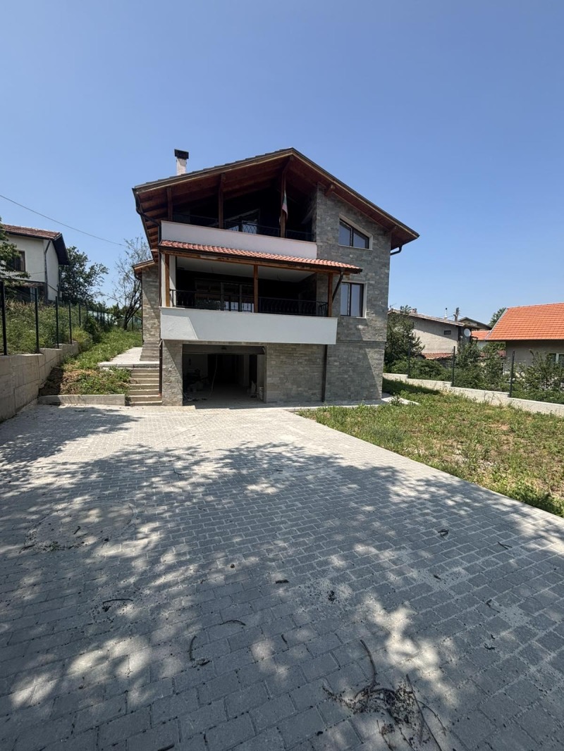 À vendre  Maison région Sofia , Gourmazovo , 300 m² | 28758658