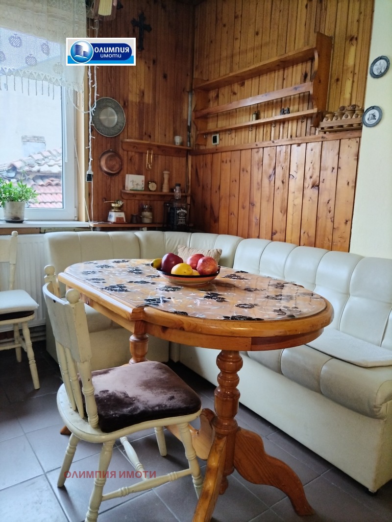 Продава КЪЩА, гр. Свищов, област Велико Търново, снимка 14 - Къщи - 53338512