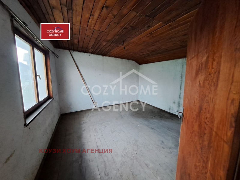 Продава КЪЩА, гр. Сливница, област София област, снимка 9 - Къщи - 53463002