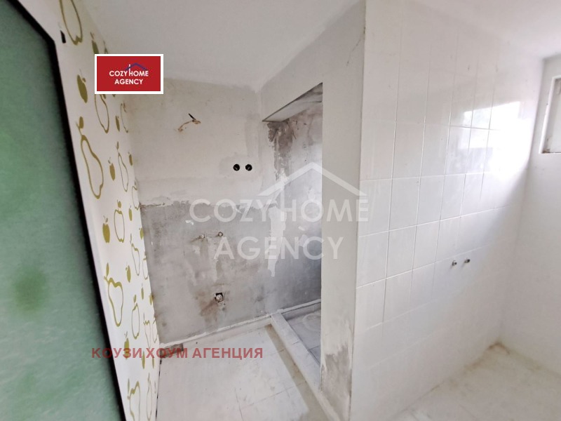 Продава КЪЩА, гр. Сливница, област София област, снимка 4 - Къщи - 53463002