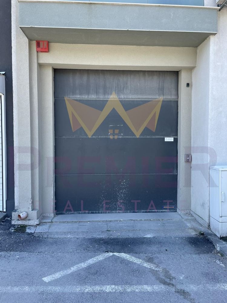 Zu verkaufen  Parkplatz Warna , Wazraschdane 2 , 12 qm | 29257404 - Bild [3]