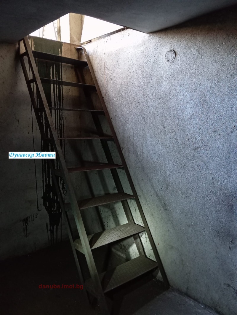 Продава ГАРАЖ, ПАРКОМЯСТО, гр. Русе, Дружба 1, снимка 4 - Гаражи и паркоместа - 53213287