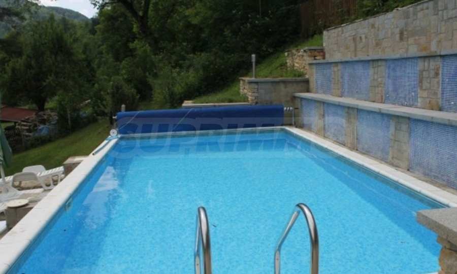 Продава КЪЩА, гр. Елена, област Велико Търново, снимка 2 - Къщи - 55804185
