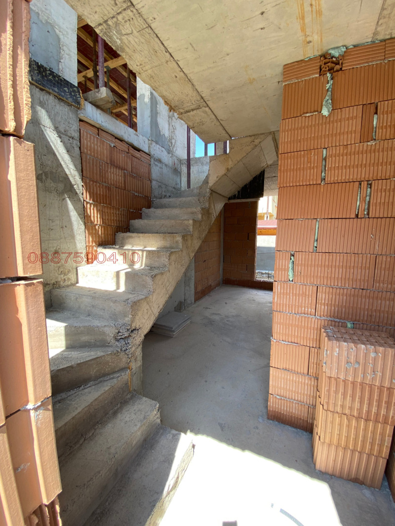 Till salu  2 sovrum Sofia , Mladost 4 , 82 kvm | 18609074
