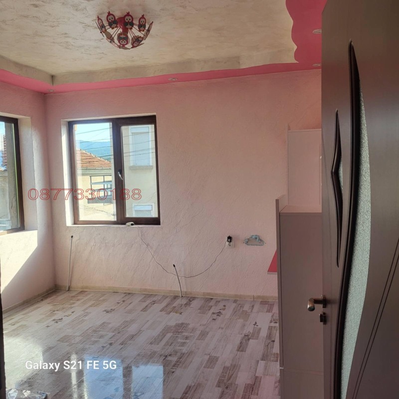 Продава МНОГОСТАЕН, гр. Котел, област Сливен, снимка 10 - Апартаменти - 52790666