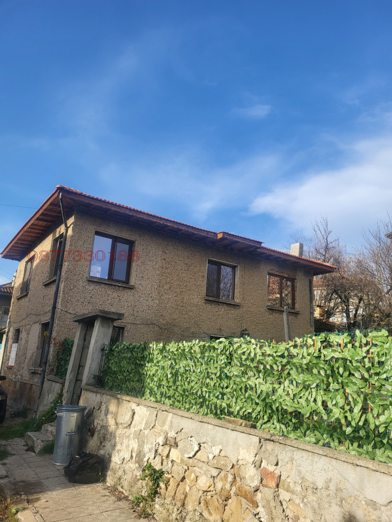 Продава МНОГОСТАЕН, гр. Котел, област Сливен