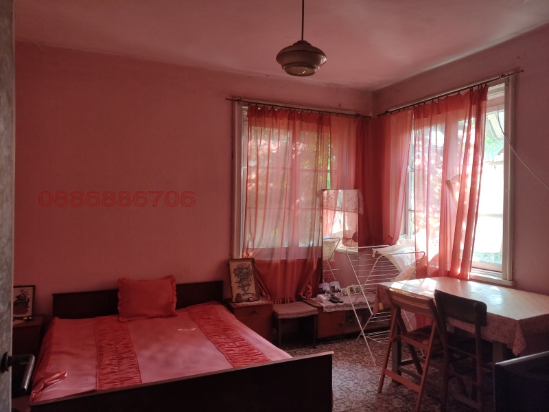 Продава КЪЩА, с. Багренци, област Кюстендил, снимка 8 - Къщи - 52784787