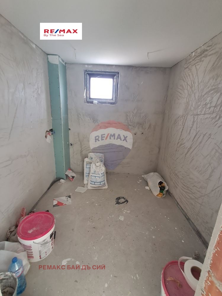 Продава КЪЩА, с. Изгрев, област Варна, снимка 16 - Къщи - 53253738