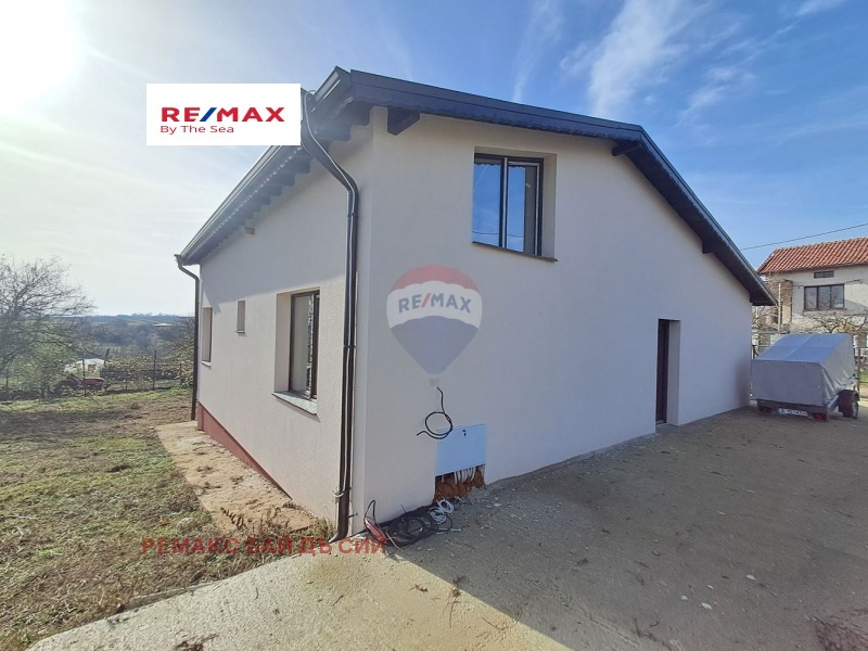 Продава КЪЩА, с. Изгрев, област Варна, снимка 5 - Къщи - 53253738