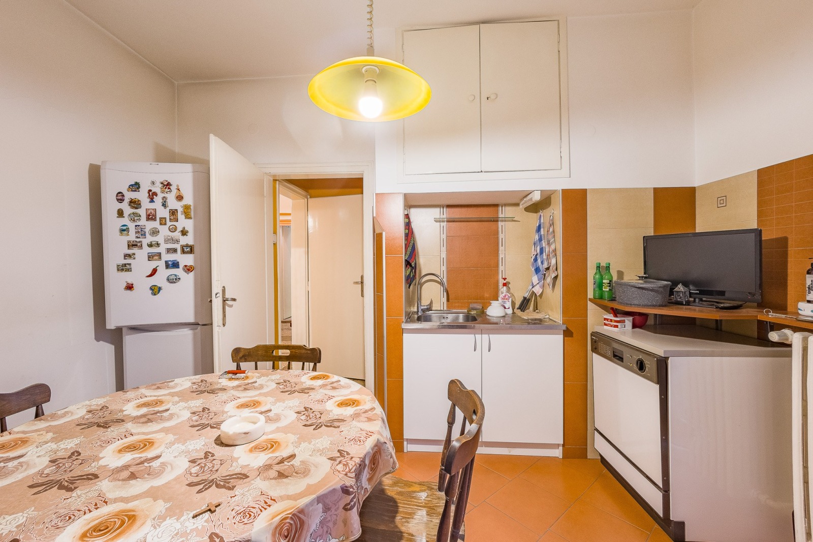 Продава 3-СТАЕН, гр. София, Докторски паметник, снимка 5 - Апартаменти - 53726994