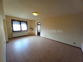 2 bedroom Shirok tsentar, Blagoevgrad 1