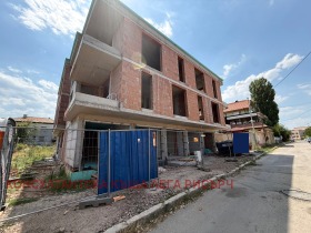 3-стаен град София, Орландовци