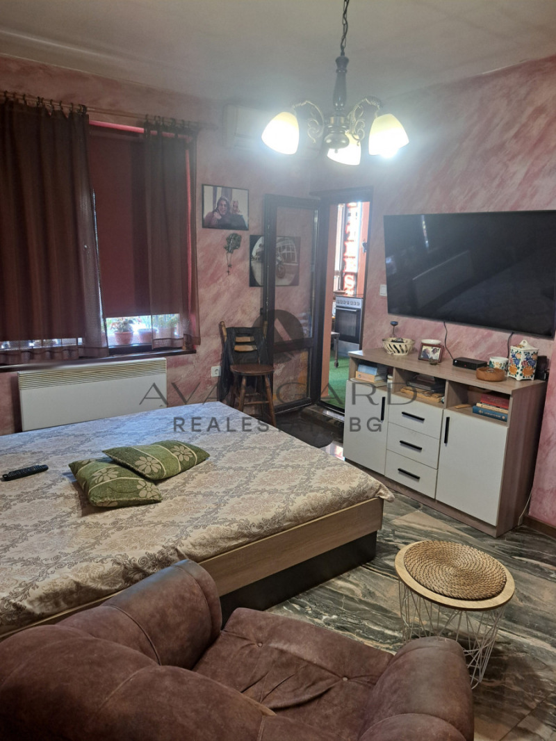 Na prodej  3 ložnice Plovdiv , Ostromila , 170 m2 | 88438902 - obraz [8]