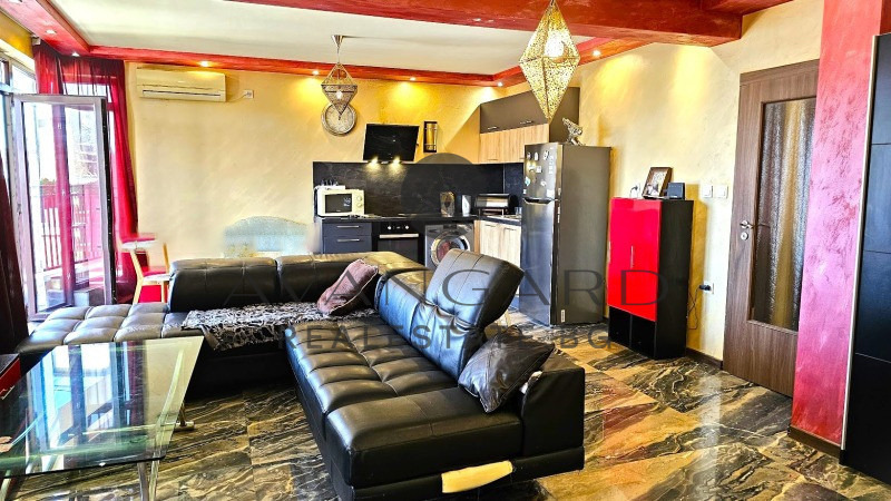 Продава  4-стаен, град Пловдив, Остромила •  275 399 EUR • ID 48316147 — holmes.bg - [1] 