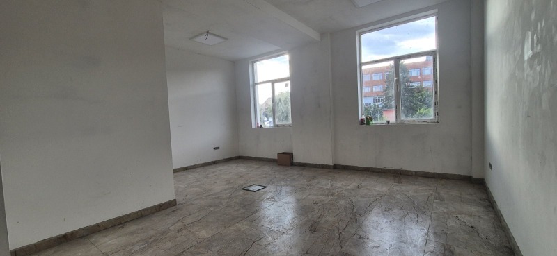 На продаж  Офіс Перник , Център , 35 кв.м | 21020960