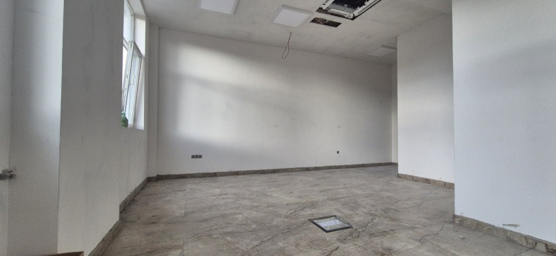 На продаж  Офіс Перник , Център , 35 кв.м | 21020960 - зображення [2]
