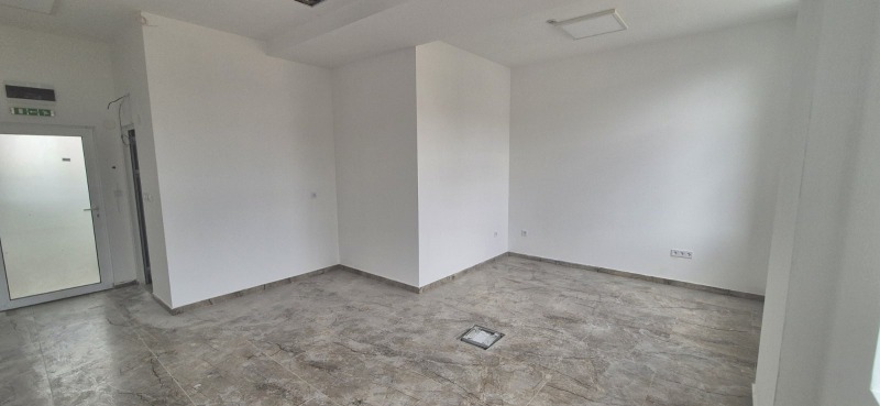 Продава  Офис град Перник , Център , 40 кв.м | 47000591 - изображение [2]