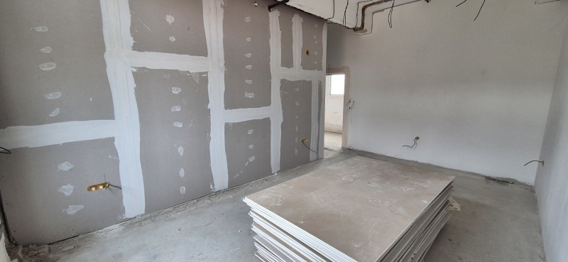 In vendita  Ufficio Pernik , Tsentar , 35 mq | 86850466 - Immagine [2]
