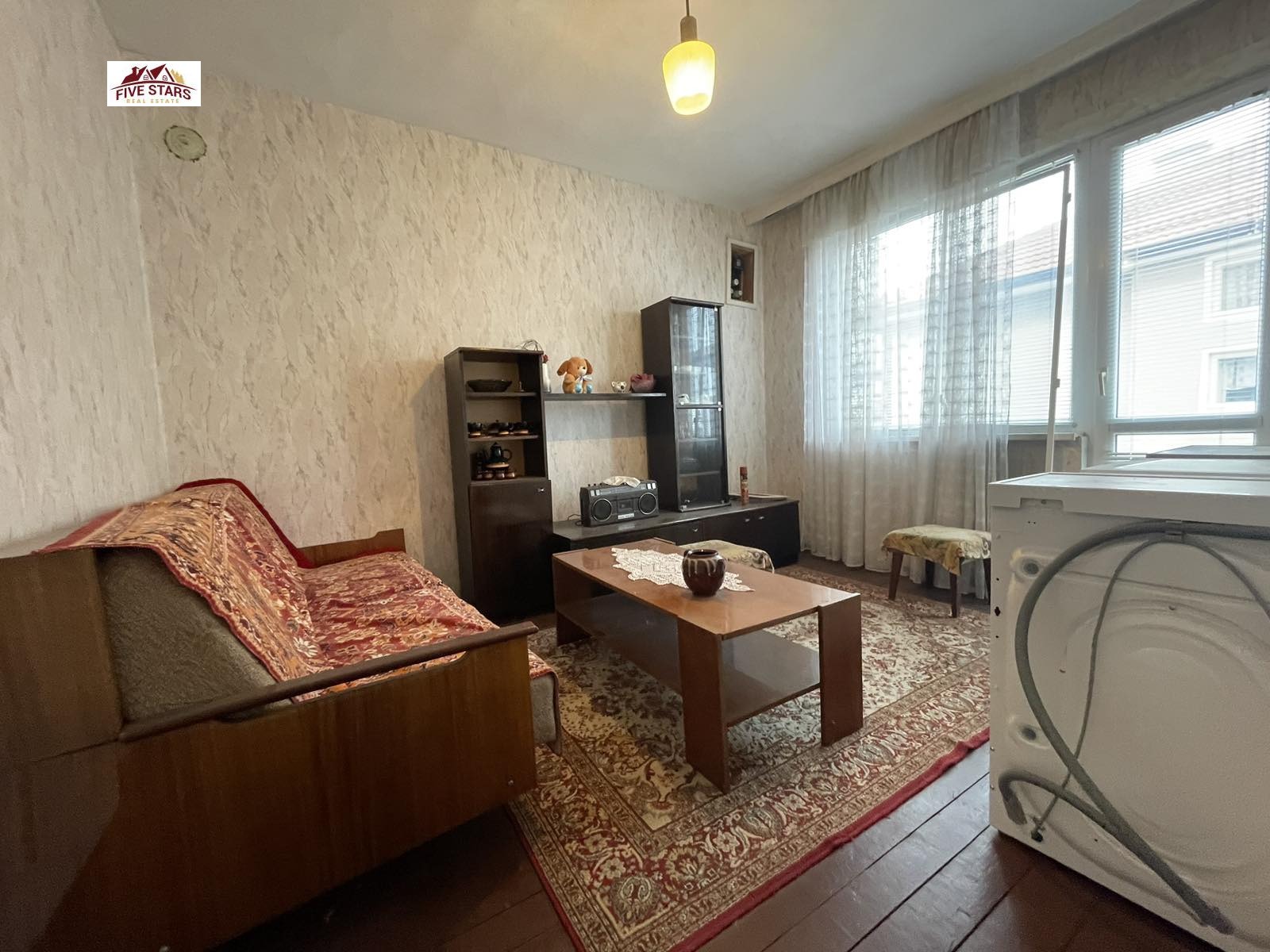 Продава ЕТАЖ ОТ КЪЩА, гр. Каварна, област Добрич, снимка 2 - Етаж от къща - 56056959