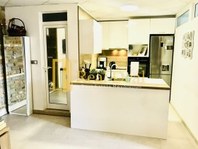 Продава  3-стаен, град София