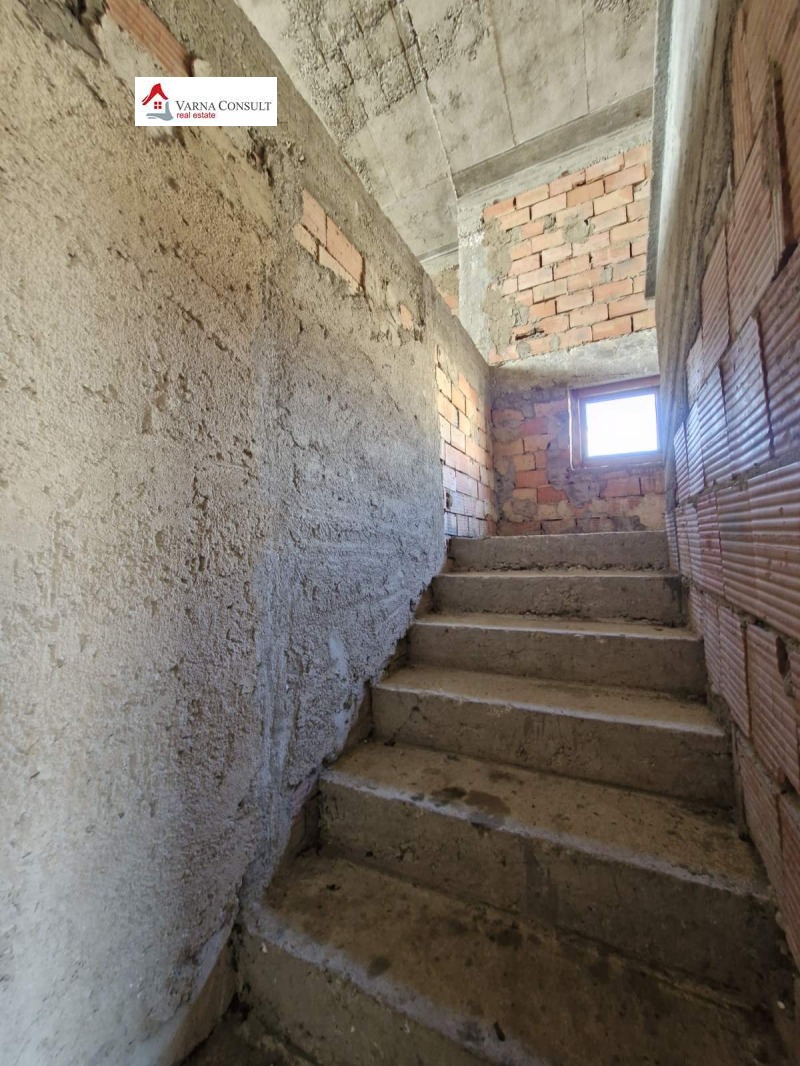 Продава КЪЩА, гр. Аксаково, област Варна, снимка 10 - Къщи - 53270214