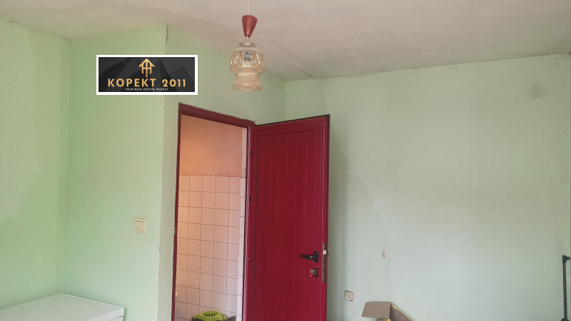 Продава КЪЩА в град Русе, Новата махала - 130 кв.м / 145 000 € » 283 595.35 лв., КОРЕКТ 2011 РУСЕ ЕООД