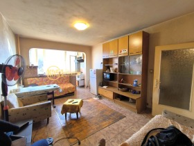 Продава  2-стаен, град София