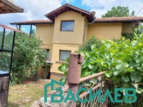 Продава  Къща, гр. Годеч