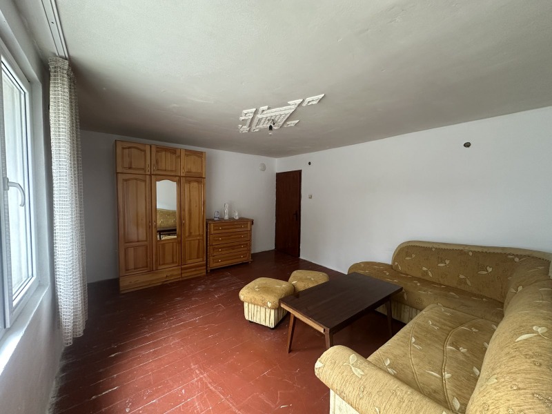 Продава  2-стаен град Шумен , Пожарната , 64 кв.м | 50963072