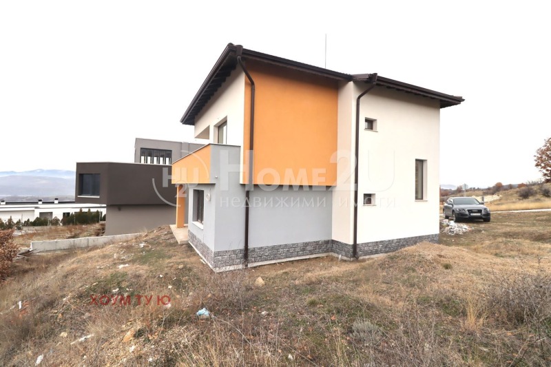 Продава КЪЩА, гр. Благоевград, Еленово 2, снимка 2 - Къщи - 53204306