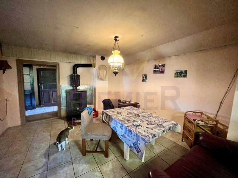 Продава КЪЩА, с. Змеево, област Добрич, снимка 9 - Къщи - 53429771