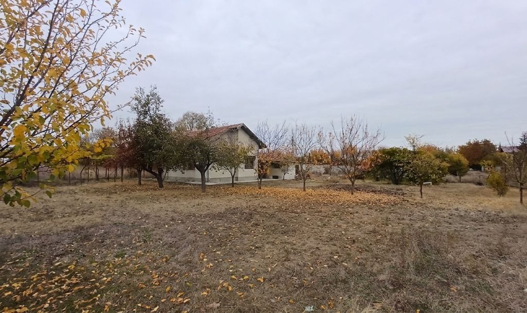 Продава КЪЩА, с. Арнаутито, област Стара Загора