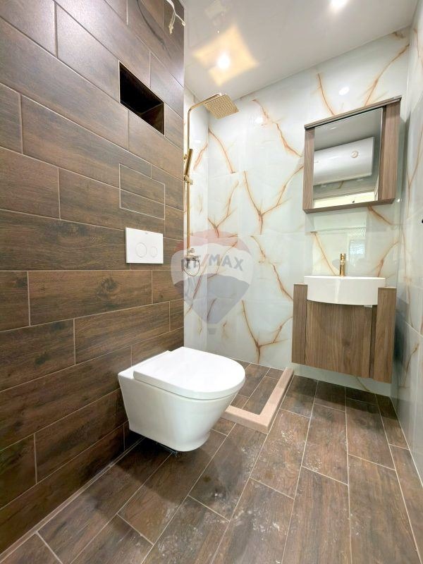 Продава 1-СТАЕН, гр. Варна, Бриз, снимка 6 - Апартаменти - 53875143