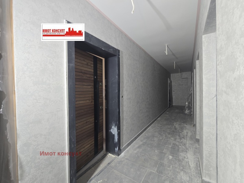 Продава 2-СТАЕН, гр. Пловдив, Остромила, снимка 4 - Апартаменти - 53560452