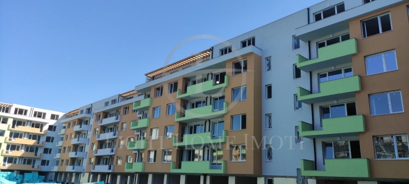Myytävänä  2 makuuhuonetta Plovdiv , Južen , 110 neliömetriä | 39001296