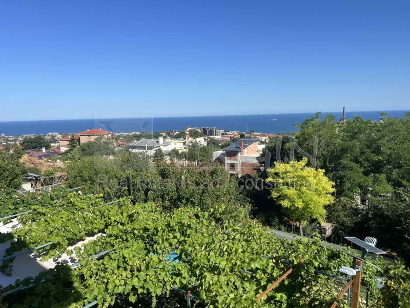 In vendita  Casa Varna , m-t Gorna Traka , 330 mq | 63113600