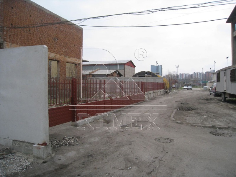 Продава  Парцел, град Пловдив, Индустриална зона - Север •  360 000 EUR • ID 97264006 — holmes.bg - [1] 