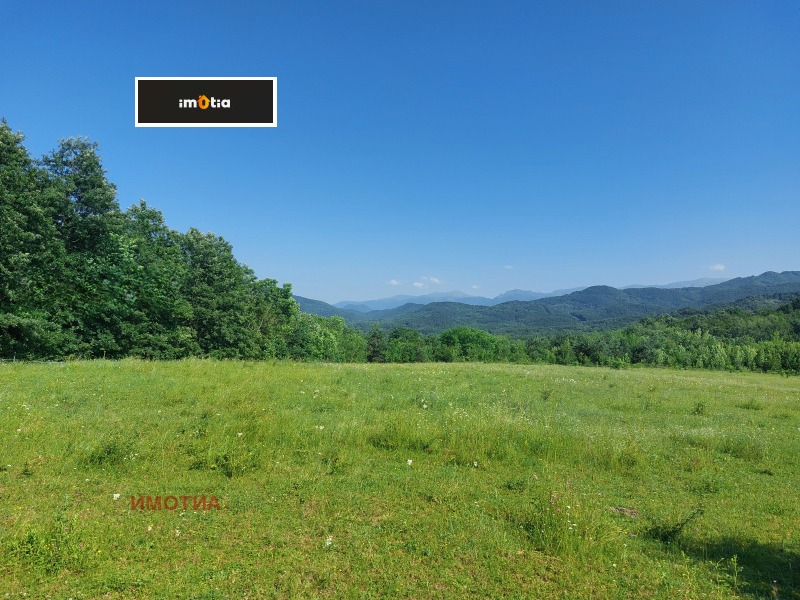 Продава ПАРЦЕЛ, с. Драшкова поляна, област Ловеч