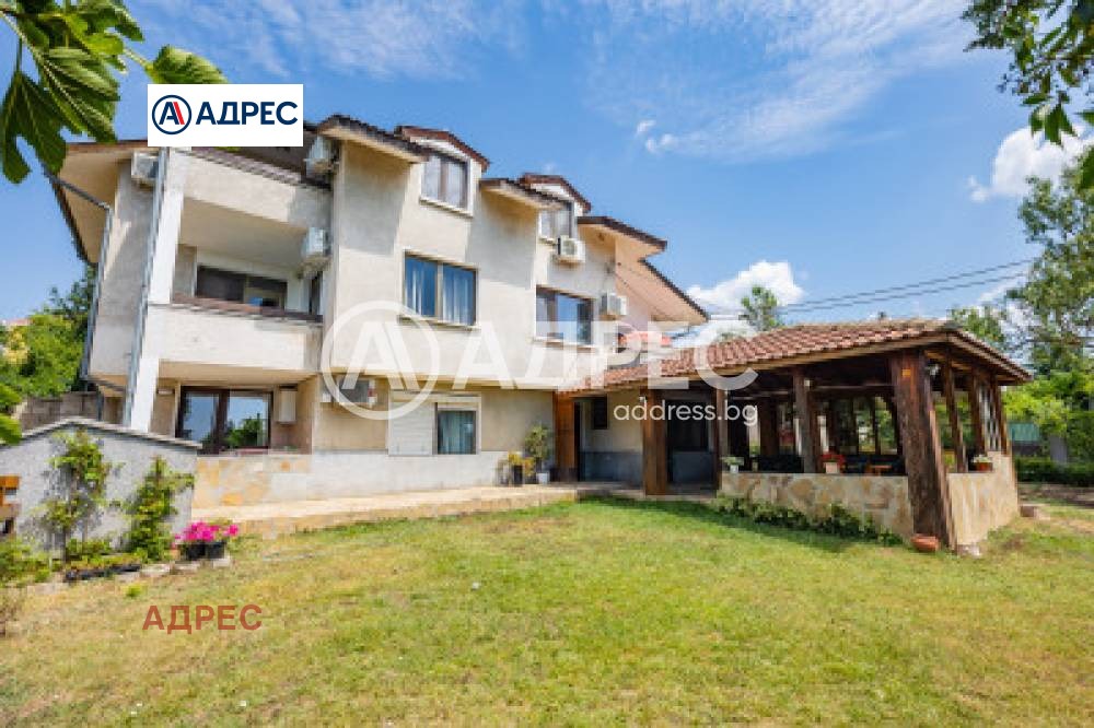 Продава КЪЩА, гр. Варна, м-т Ален мак