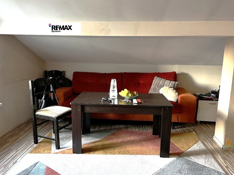 Продава КЪЩА, гр. Бургас, Акациите, снимка 2 - Къщи - 52463812