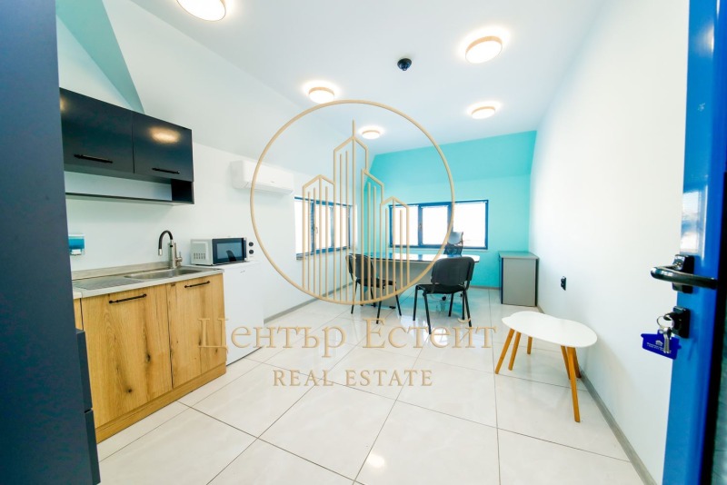 Продава ОФИС, гр. Плевен, Идеален център