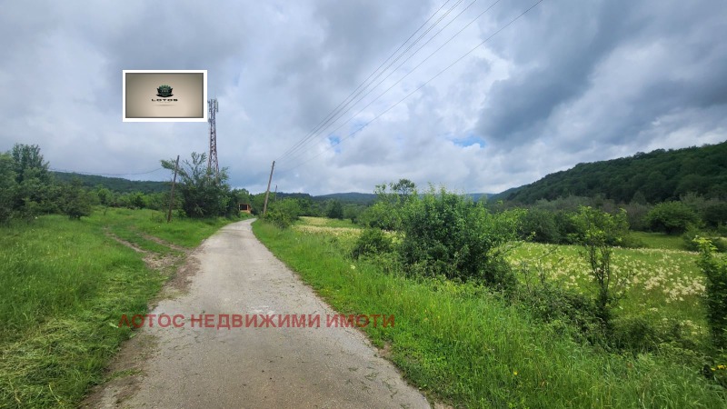 Продава КЪЩА, с. Войнежа, област Велико Търново