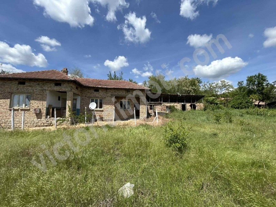 Продава КЪЩА, с. Страхилово, област Велико Търново, снимка 3 - Къщи - 54597185