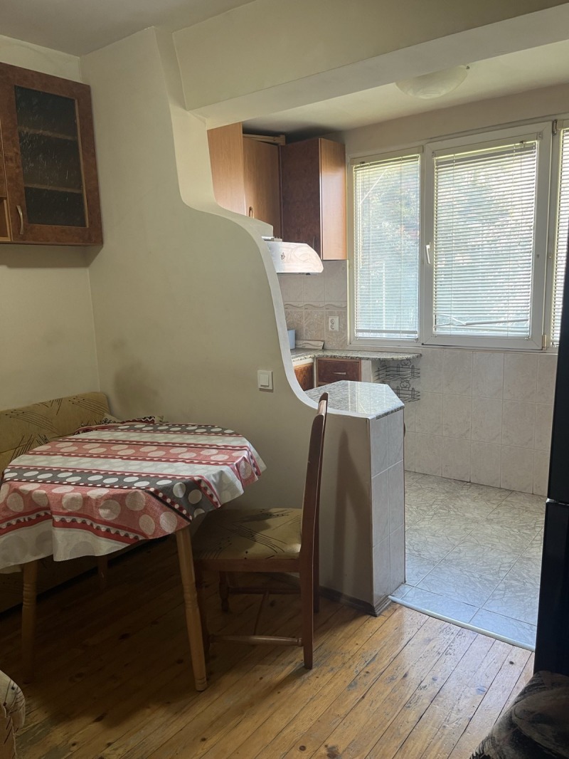 De vânzare  1 dormitor Varna , Levsci 2 , 45 mp | 72284875 - imagine [2]