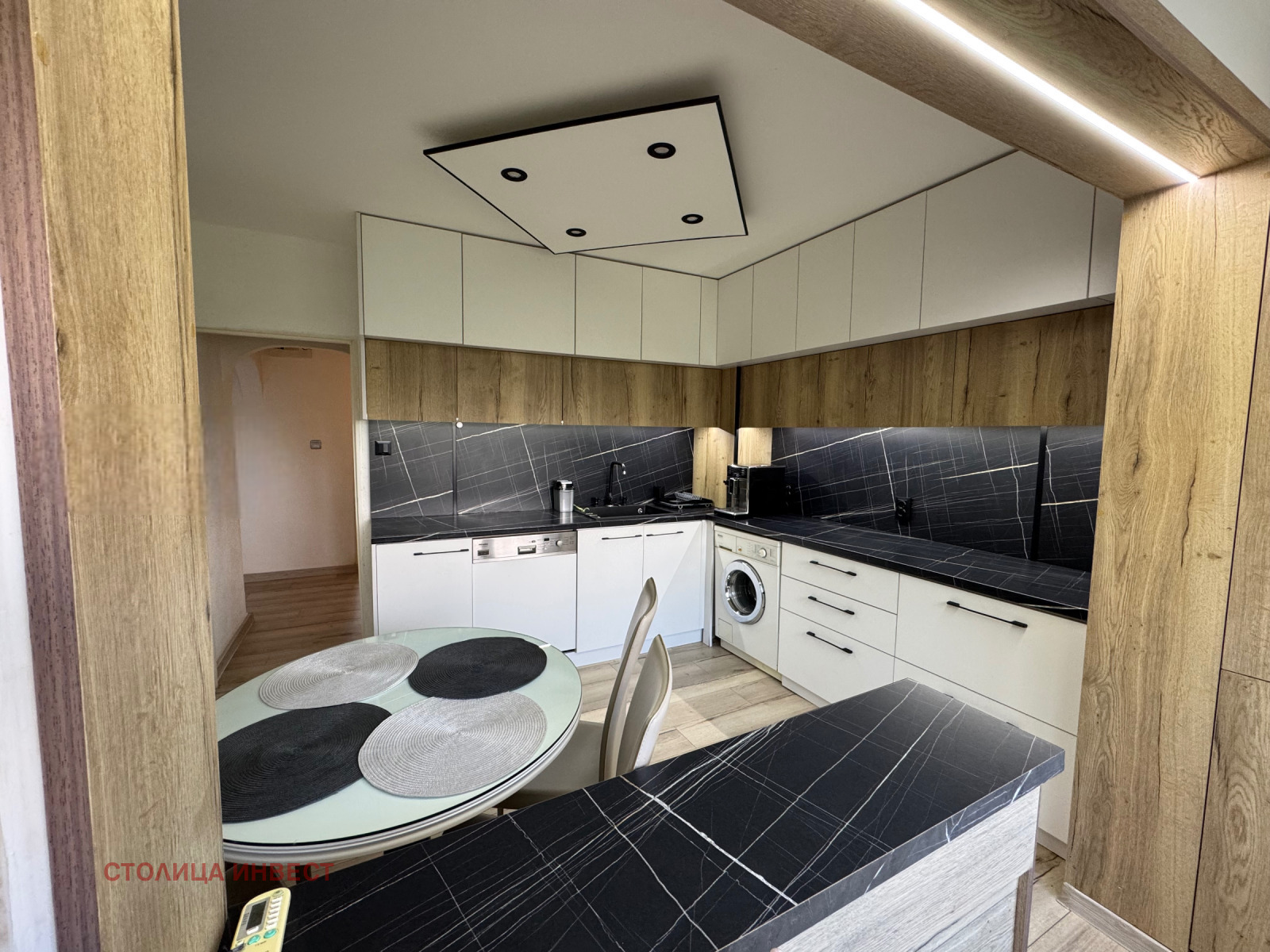 Продава 4-СТАЕН, гр. Русе, Възраждане, снимка 2 - Апартаменти - 56359523