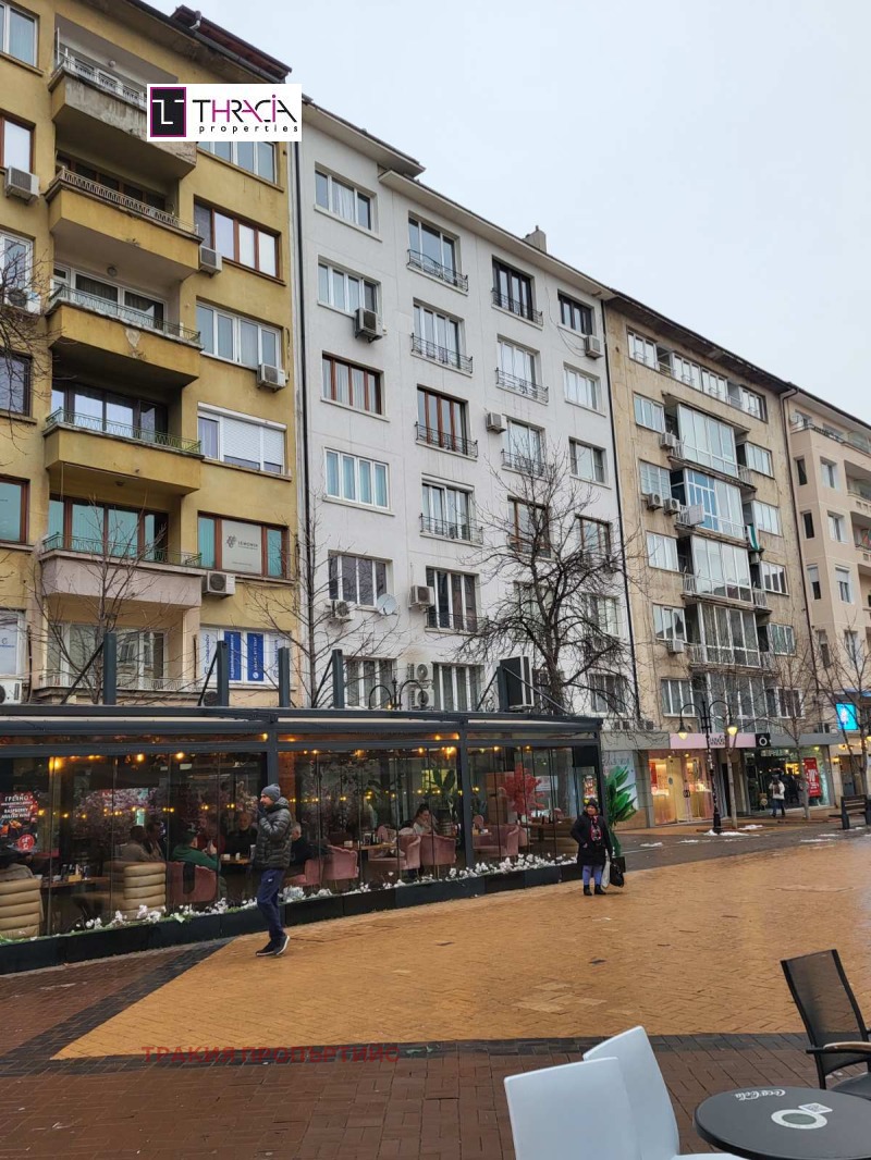 Продава 4-СТАЕН в град София, Център - 129 кв.м / 698 000 € » 1 365 169.34 лв., ТРАКИЯ ПРОПЪРТИЙС