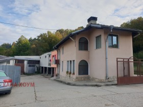 ПРОМ. ПОМЕЩЕНИЕ, 554 m2