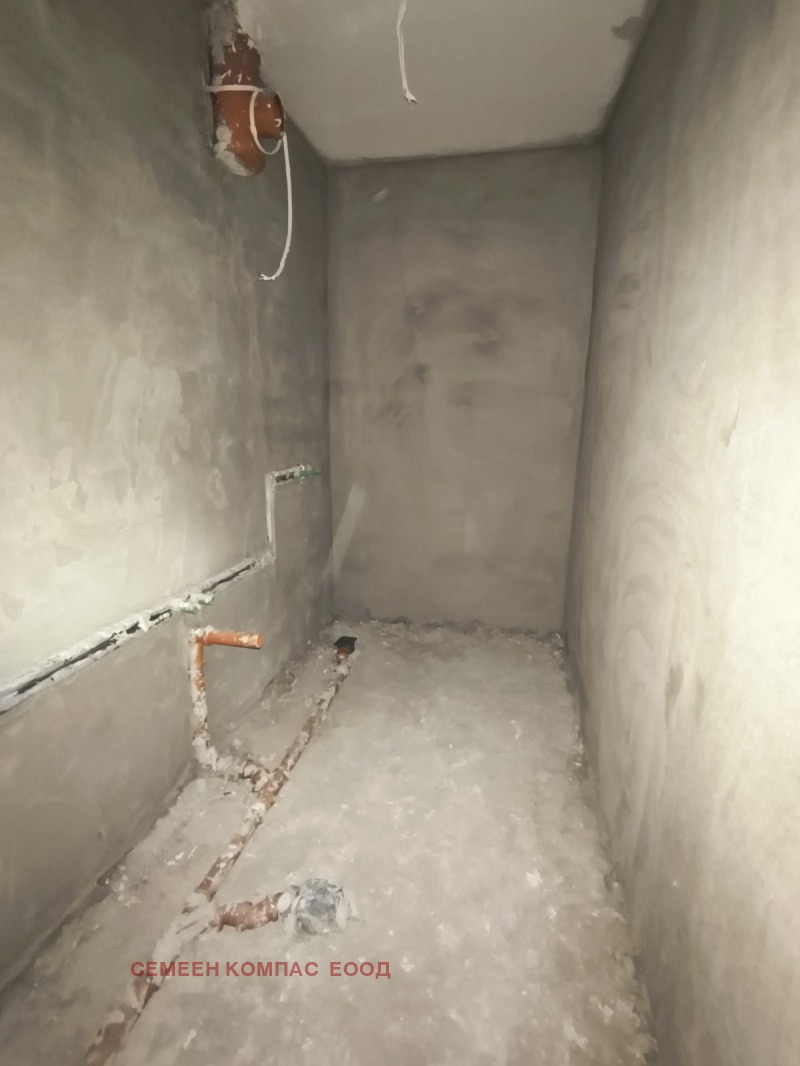 Продава 1-СТАЕН, гр. Пловдив, Южен, снимка 4 - Апартаменти - 52538053