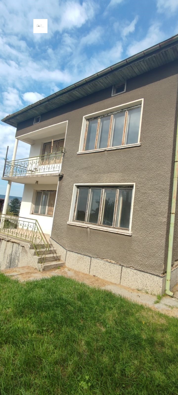 Продава  Етаж от къща област Перник , гр. Радомир , 90 кв.м | 60201835