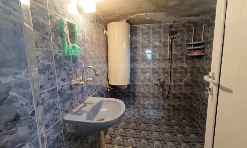 Продава КЪЩА, гр. Горна Оряховица, област Велико Търново, снимка 9 - Къщи - 52335166